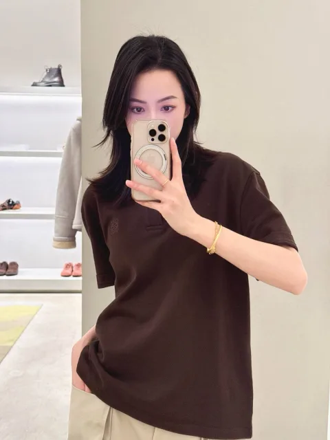 로에베 코튼 반팔 폴로 티셔츠 H526Y23XA1-3110
