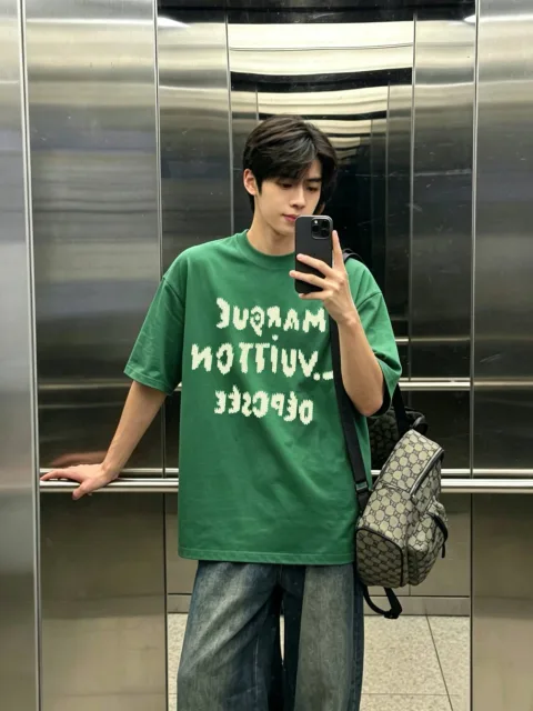 루이비통 자수 시그니처 반팔 티셔츠 1AK6I9