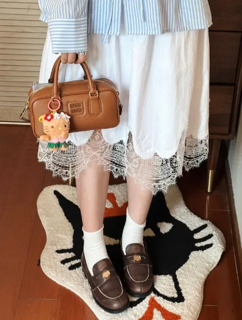미우미우 아르카디 가죽 백 5BB142_ACR3_F0046_V_OON