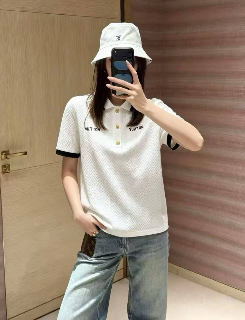 루이비통 반팔 없음
