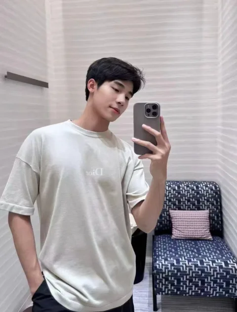 디올 시그니처 코튼 니트 반팔 티셔츠 693M604A7031 (2 COLOR)